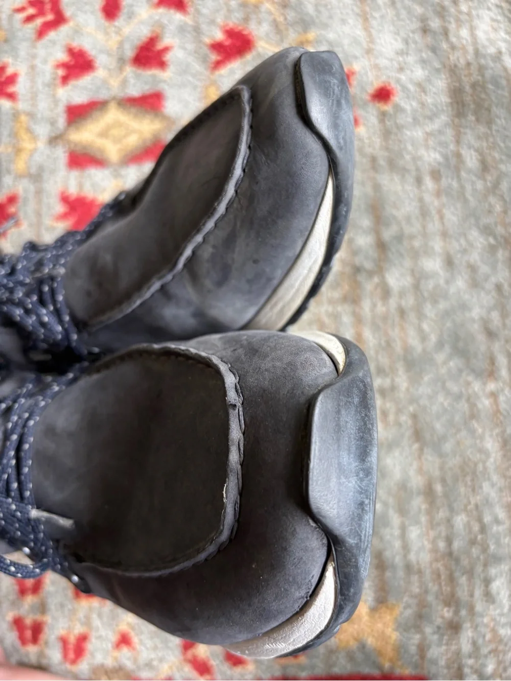 Tod’s leather sneaker boots mens 9 gray